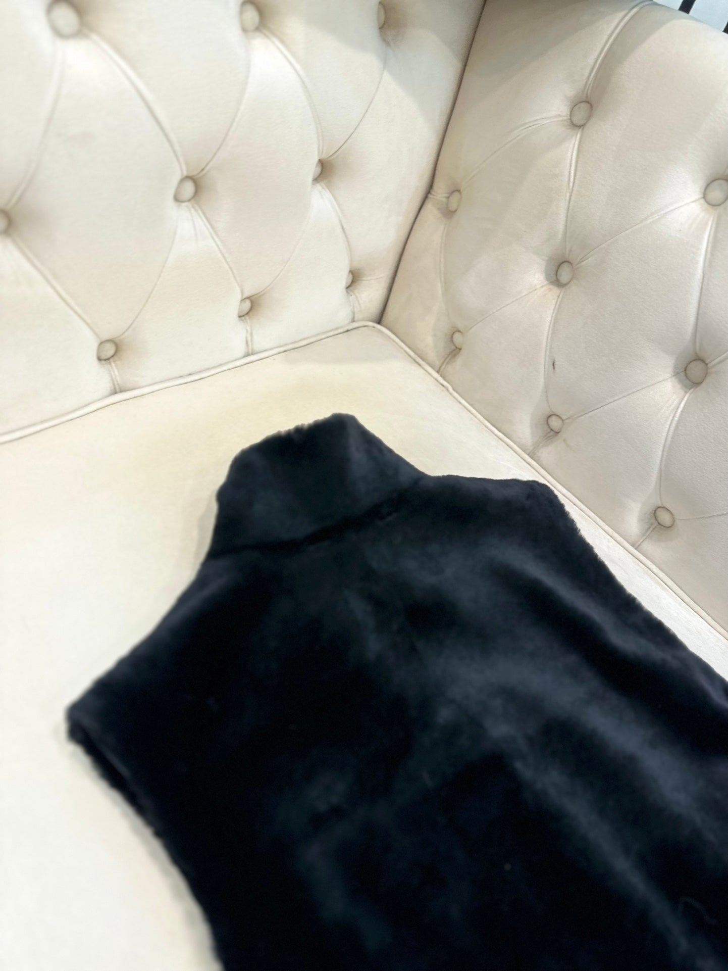 Fendi 25AW Merino Shearling Black Vest