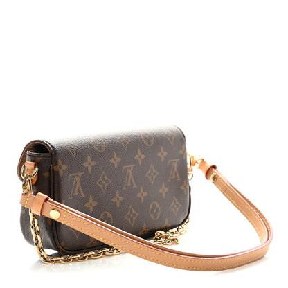 Monogram Ivy Wallet On Chain