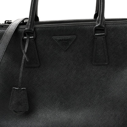 Saffiano Lux Monochrome Large Galleria Double Zip Tote Black