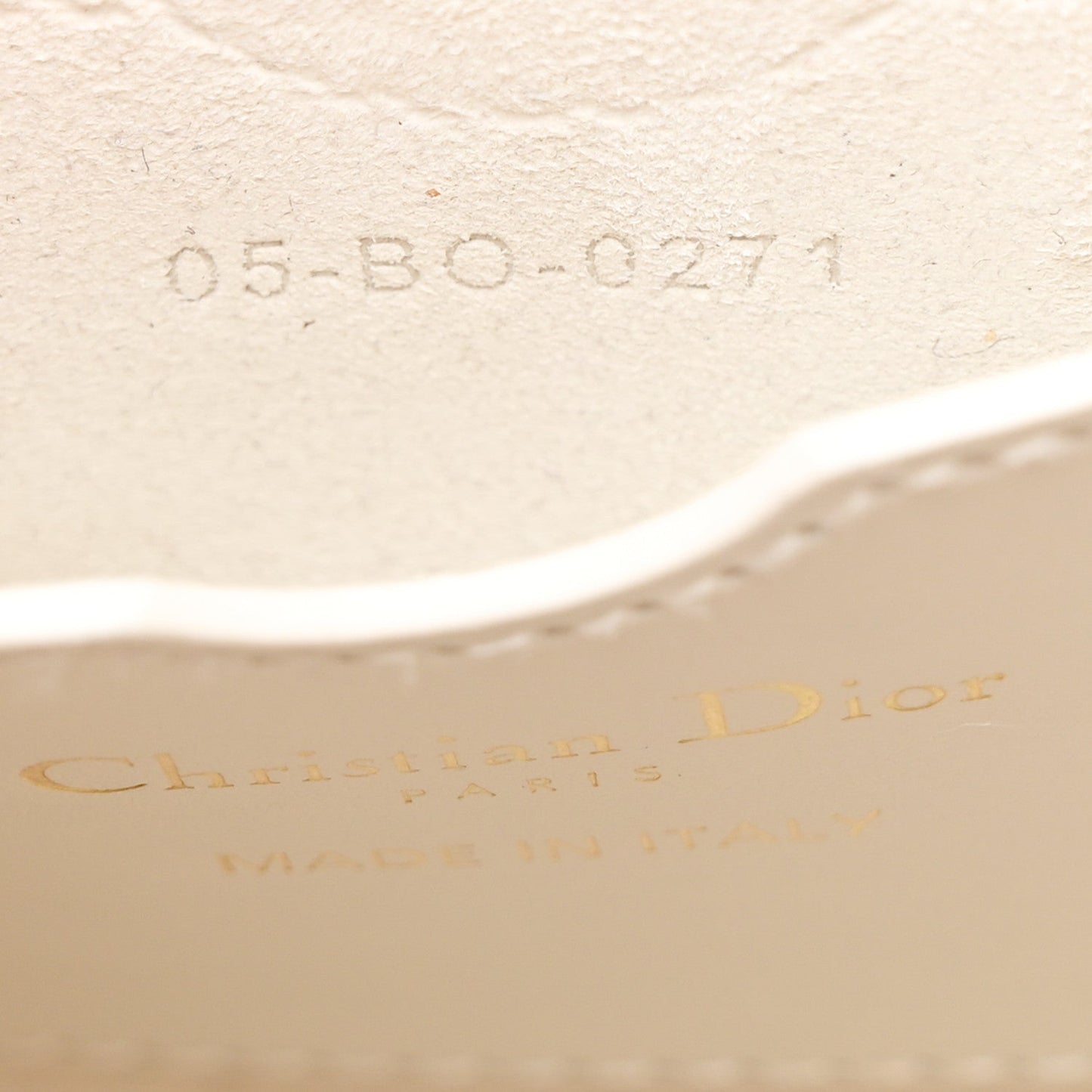 Box Calfskin Small Bobby Bag White