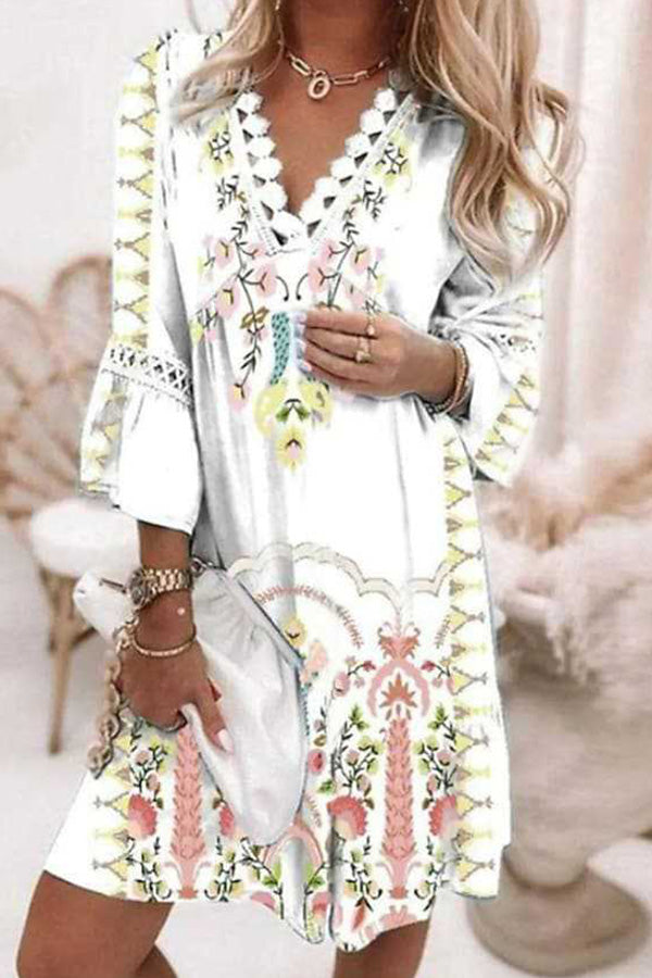 Vestido bohemio informal de fiesta con escote en V y costuras de encaje estampado