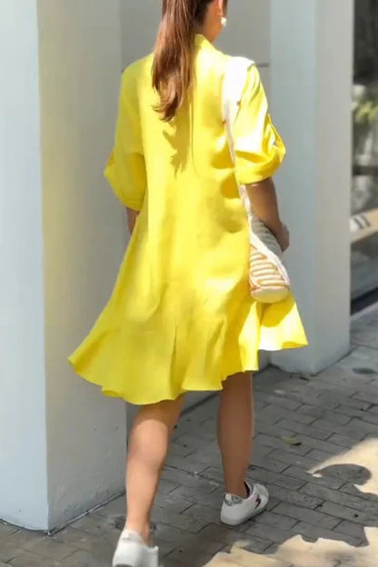 Vestido mini holgado con volantes, bolsillo y solapa, informal, de color liso