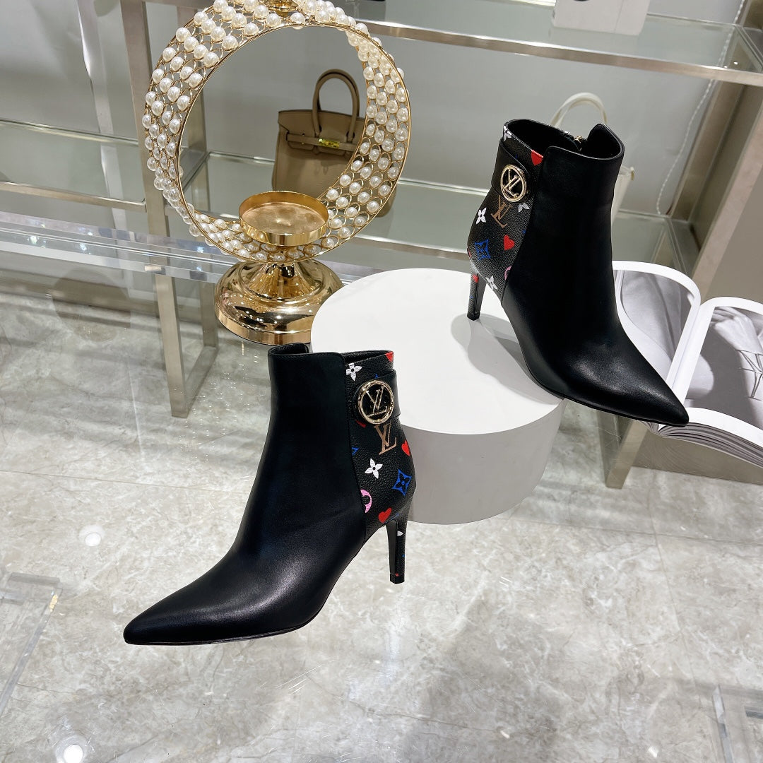 Premium LUV BOOTS 025