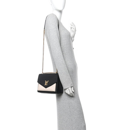 Soft Calfskin Mylockme Chain Bag BB Black Creme