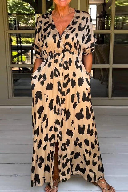 Vestido largo con cuello en V y estampado de leopardo salvaje