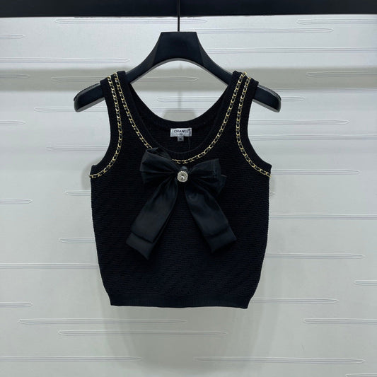CC 26 Spring/Summer Top Black Wool Yarn 343439