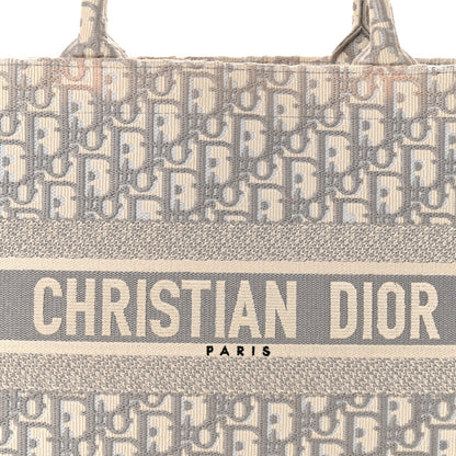 Oblique Medium Book Tote Grey