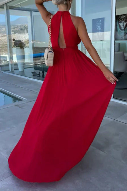 Vestido plisado con cuello halter