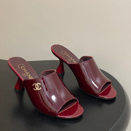 CC 26 Sandal Burgundy Patent Leather 593319