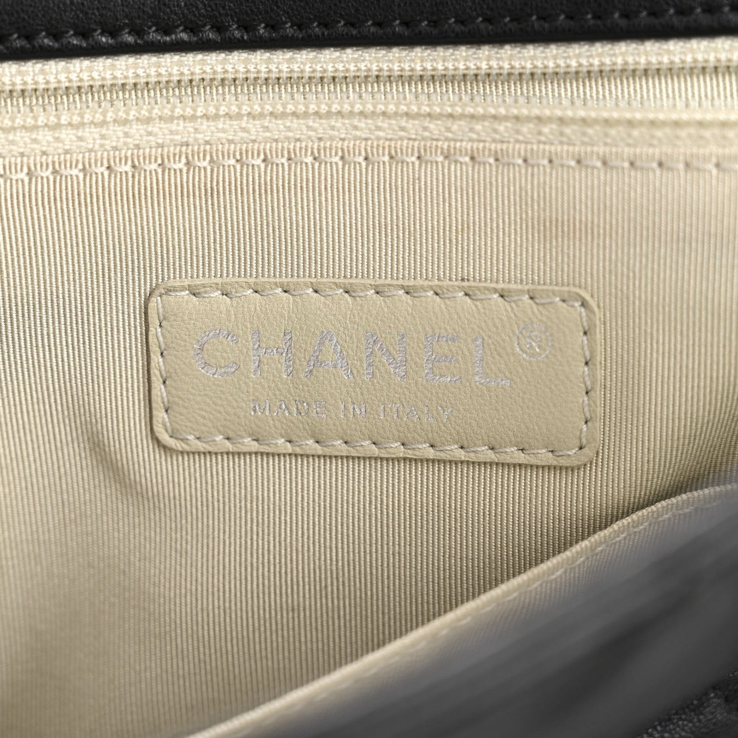 Washed Lambskin Quilted Maxi Chain Around Flap Black