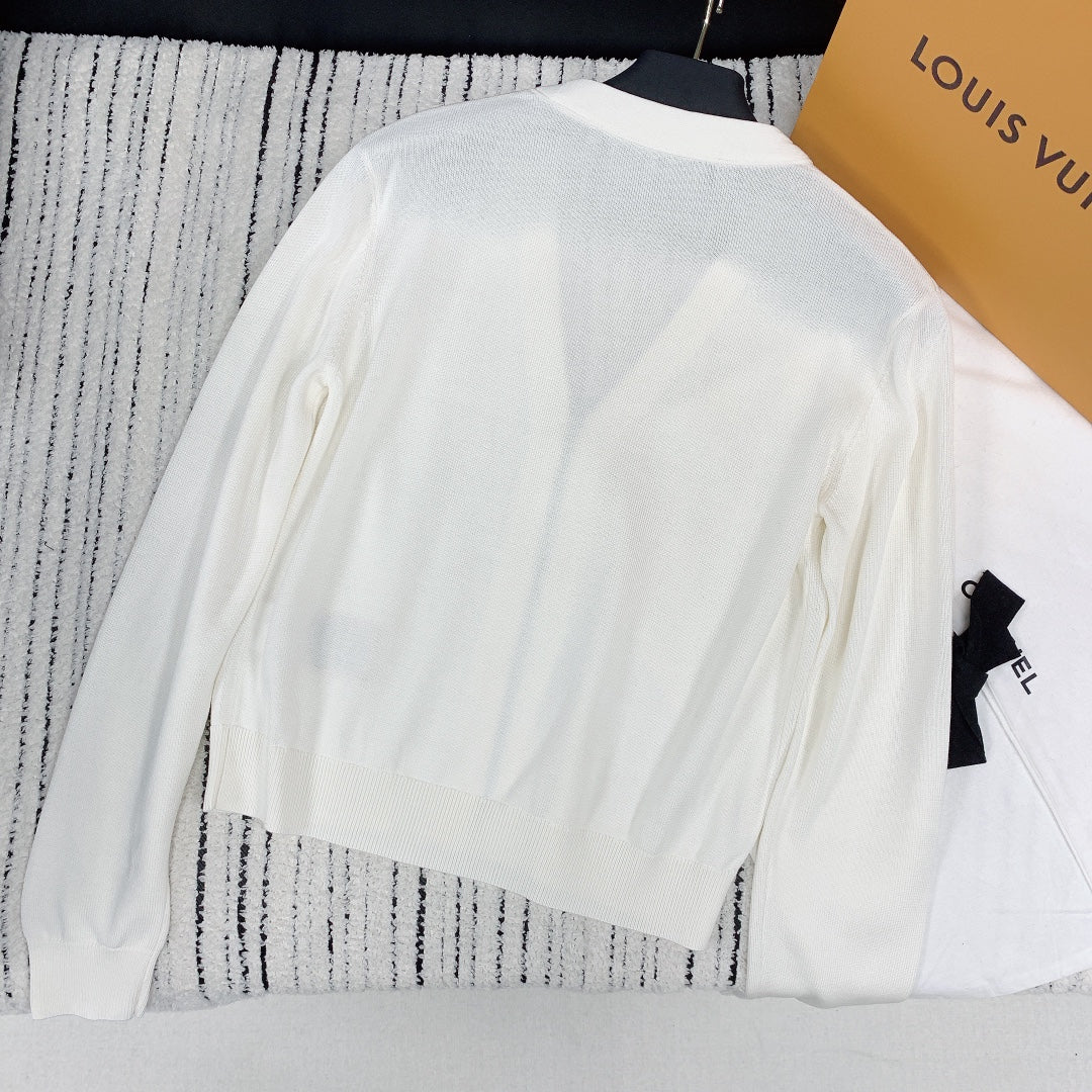 HM 25 Cardigan White Wool 228180