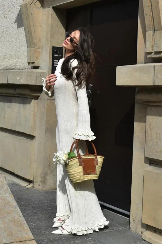 Vestido largo de punto de manga larga con volantes Clara 