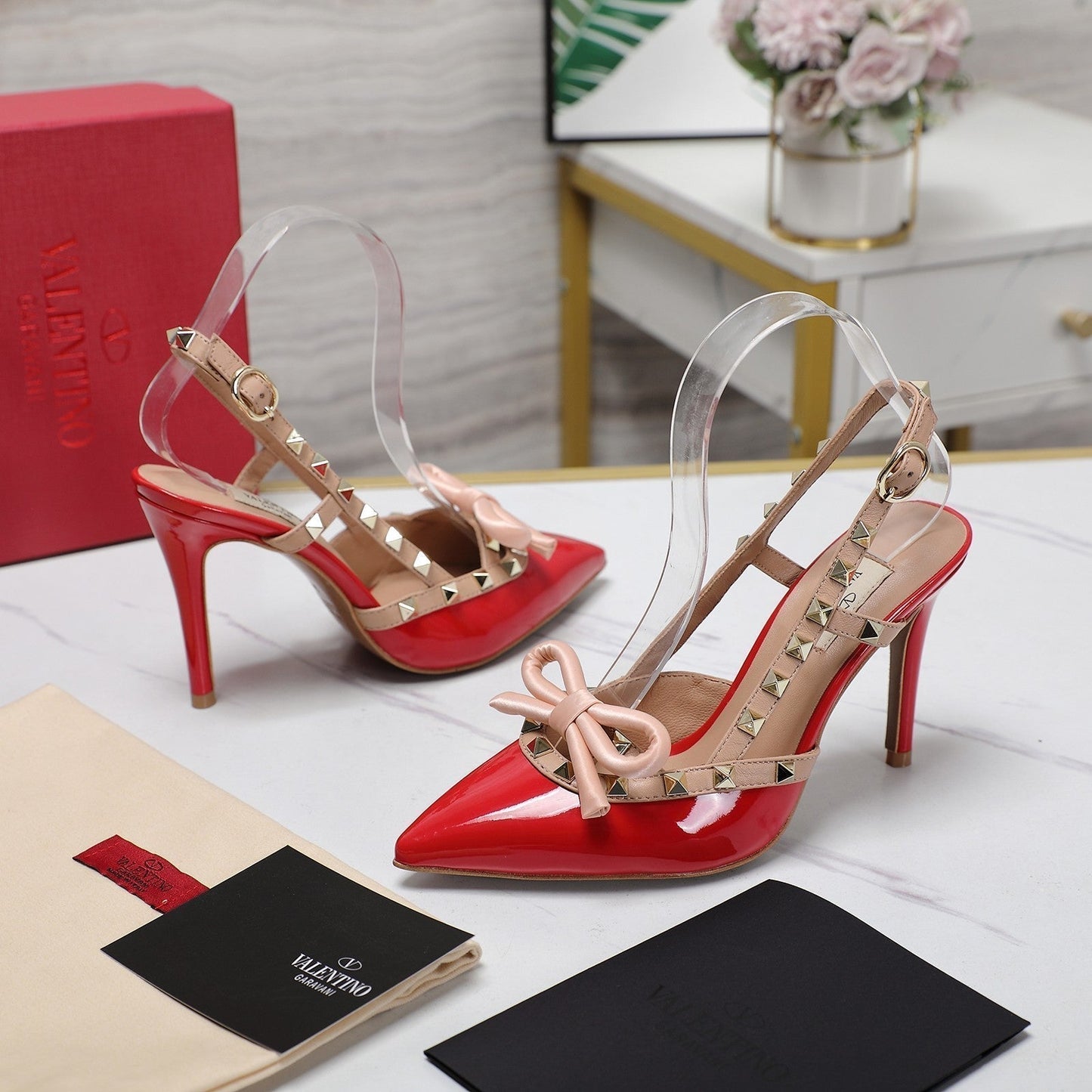 ROCKSTUD BOW SLINGBACK CHERRY RED PATENT LEATHER PUMP 95MM