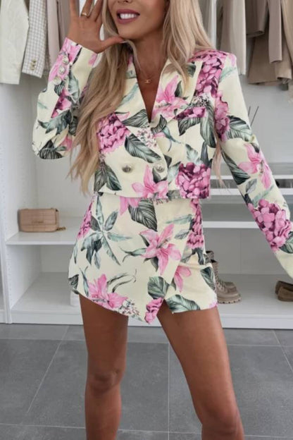 Blazer corto de solapa y manga larga con estampado floral botánico de imagen perfecta