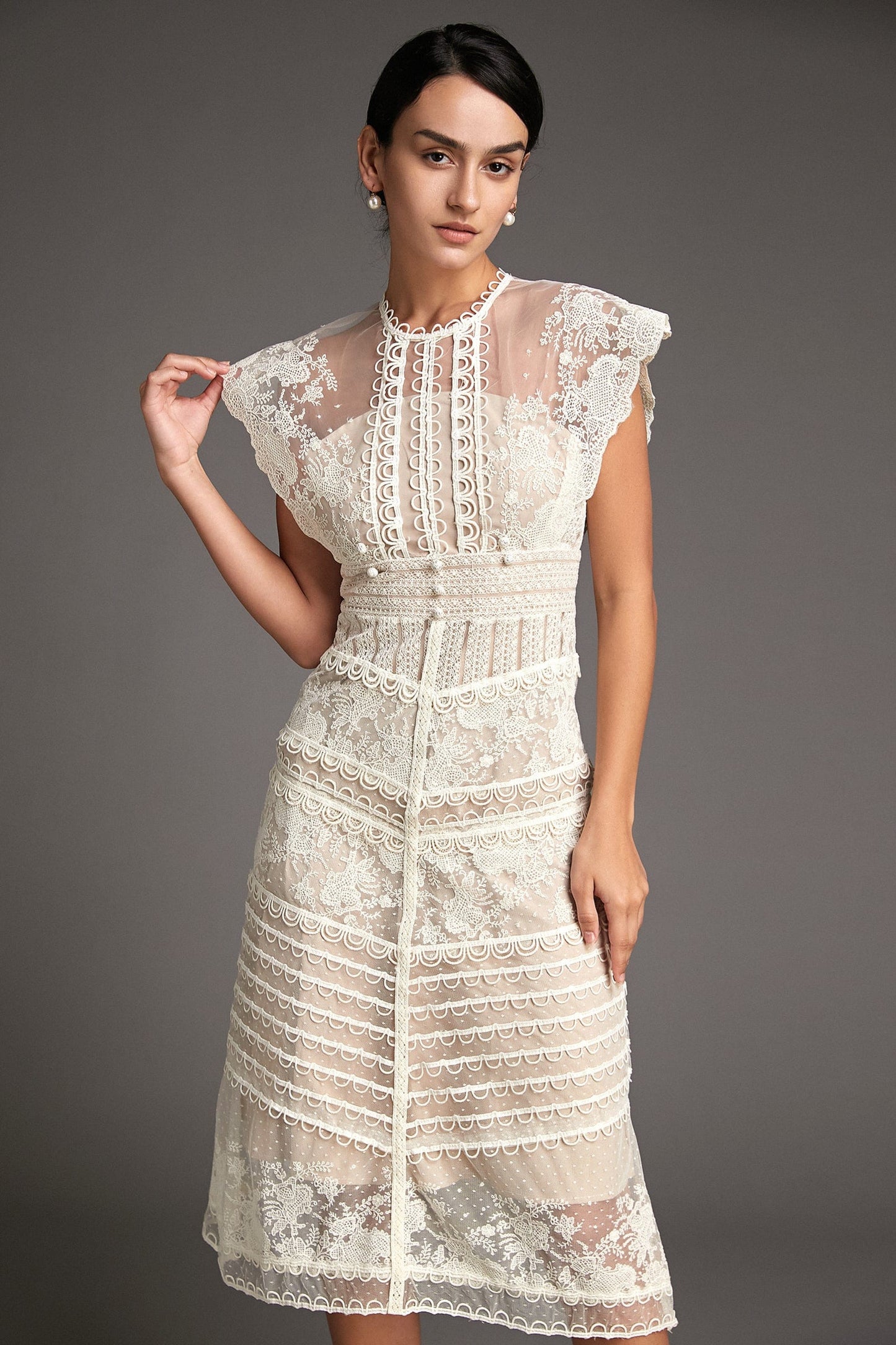 Vestido midi de malla con bordado de flores Lydia 