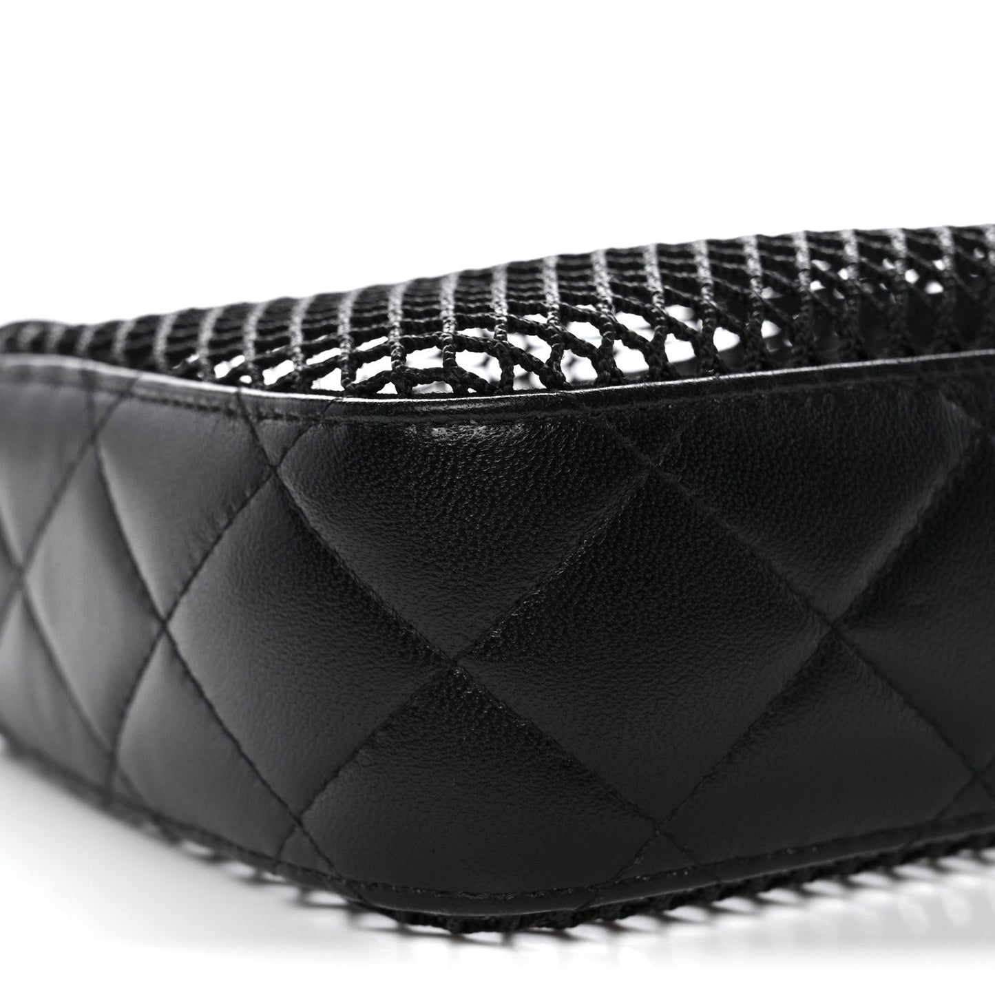 Mesh Shiny Lambskin Clutch With Chain Black