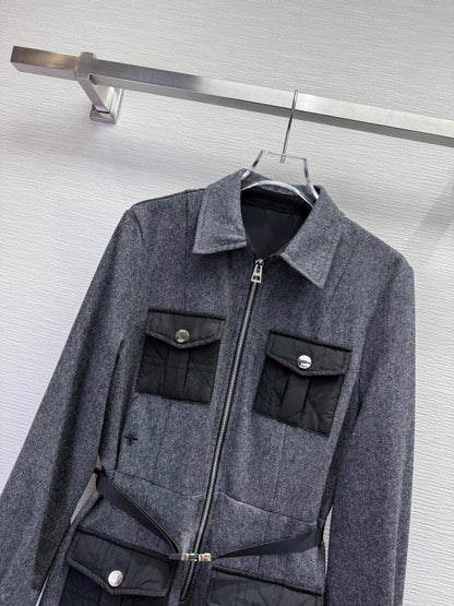 CD 25SS Lapel Middle Zipper Guilted Four Pockets Contrast Color Dress Gray Wool 304163