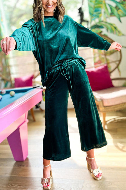 Conjunto de top de manga larga y pantalón ancho de terciopelo verde negruzco