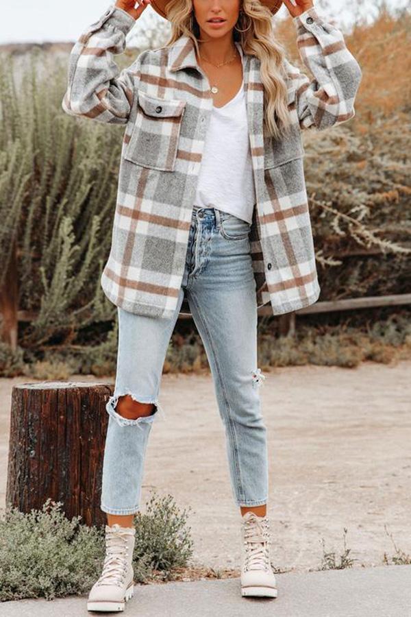 Chaqueta con bolsillos a cuadros