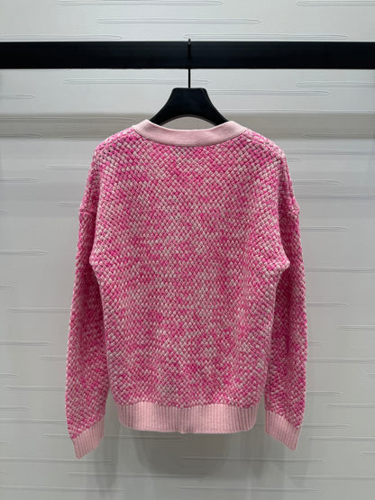 CC 25 Contrast Color V-Neck Cardigan 5 Brooch Pink Wool 305405