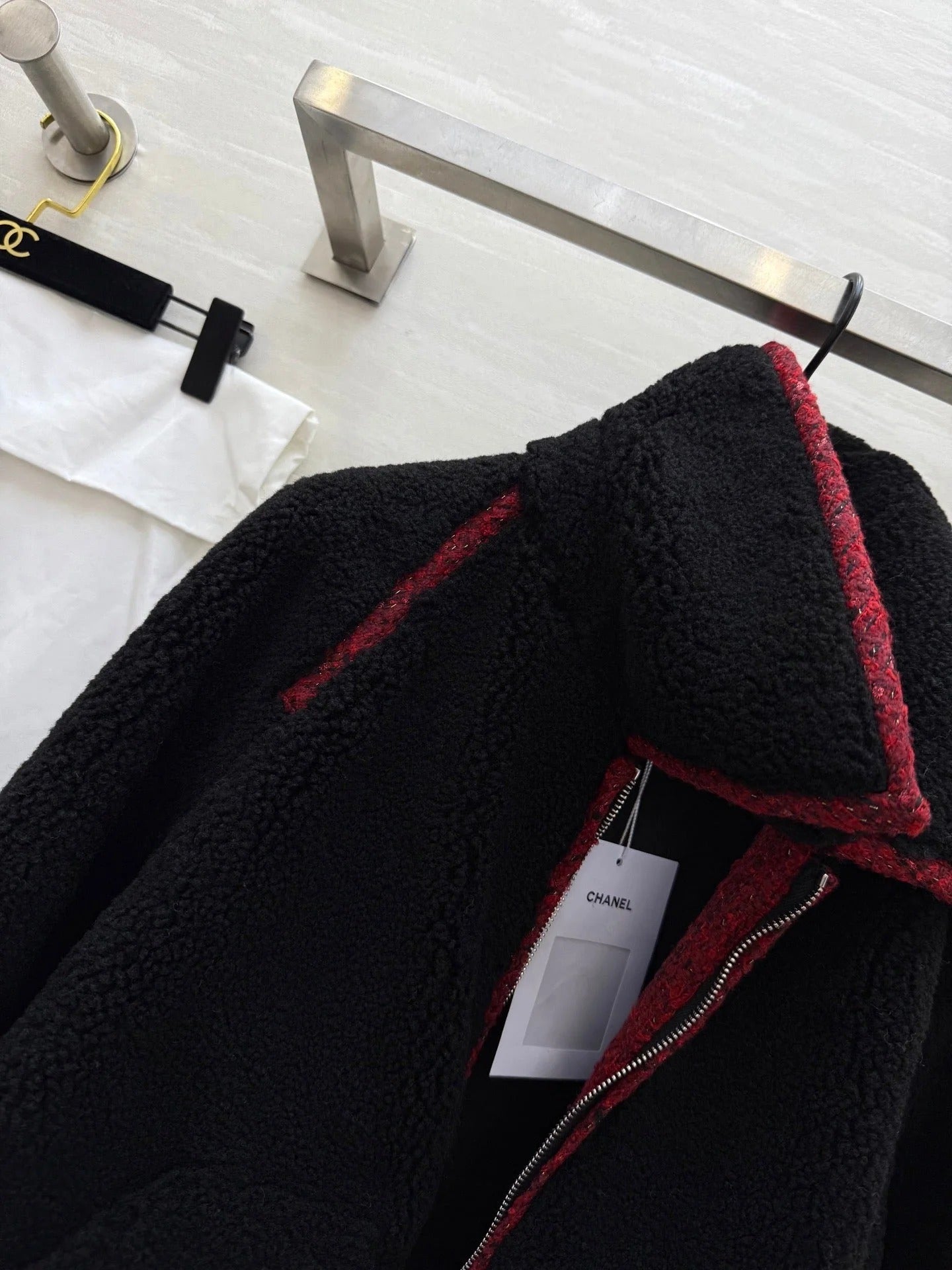CHANEL 25S SHEARLING COLLAR JACKET 474