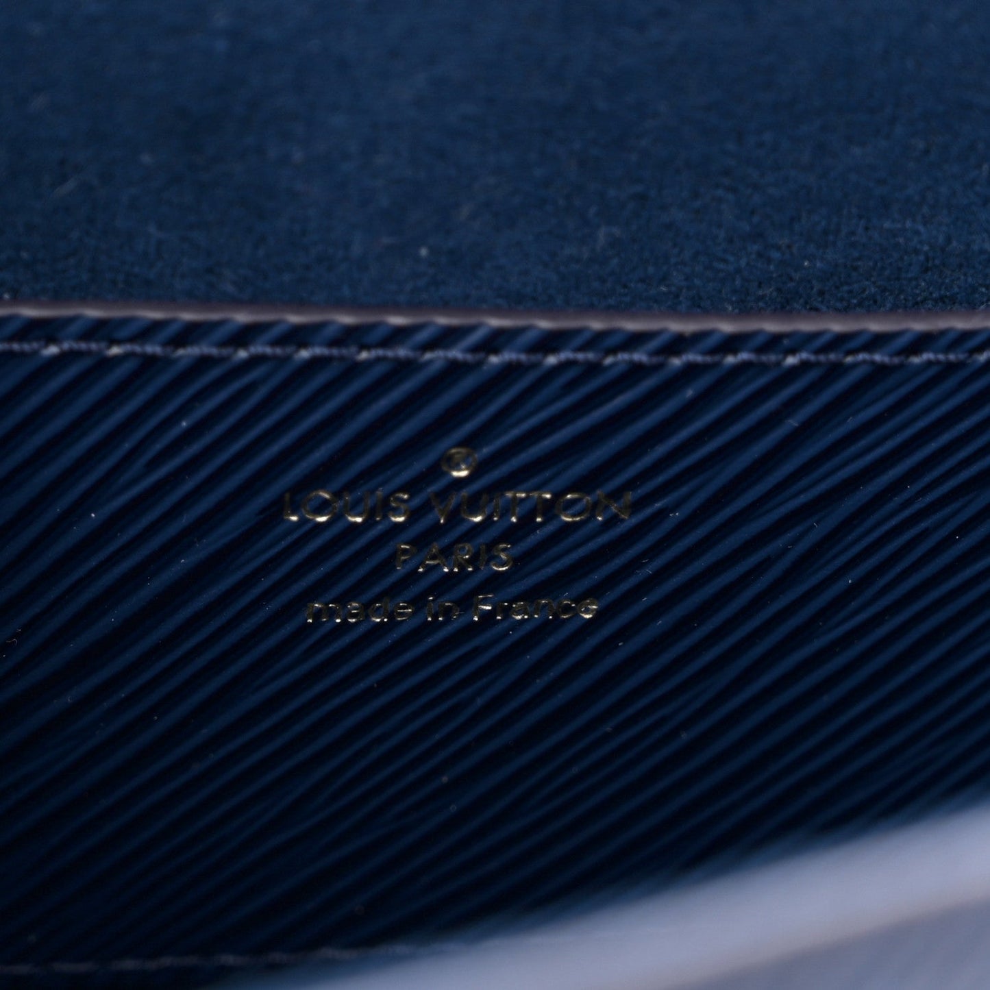 Epi Twist Shoulder Bag MM Indigo