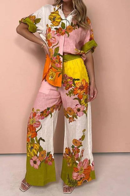 Conjunto de dos piezas con estampado floral apasionado