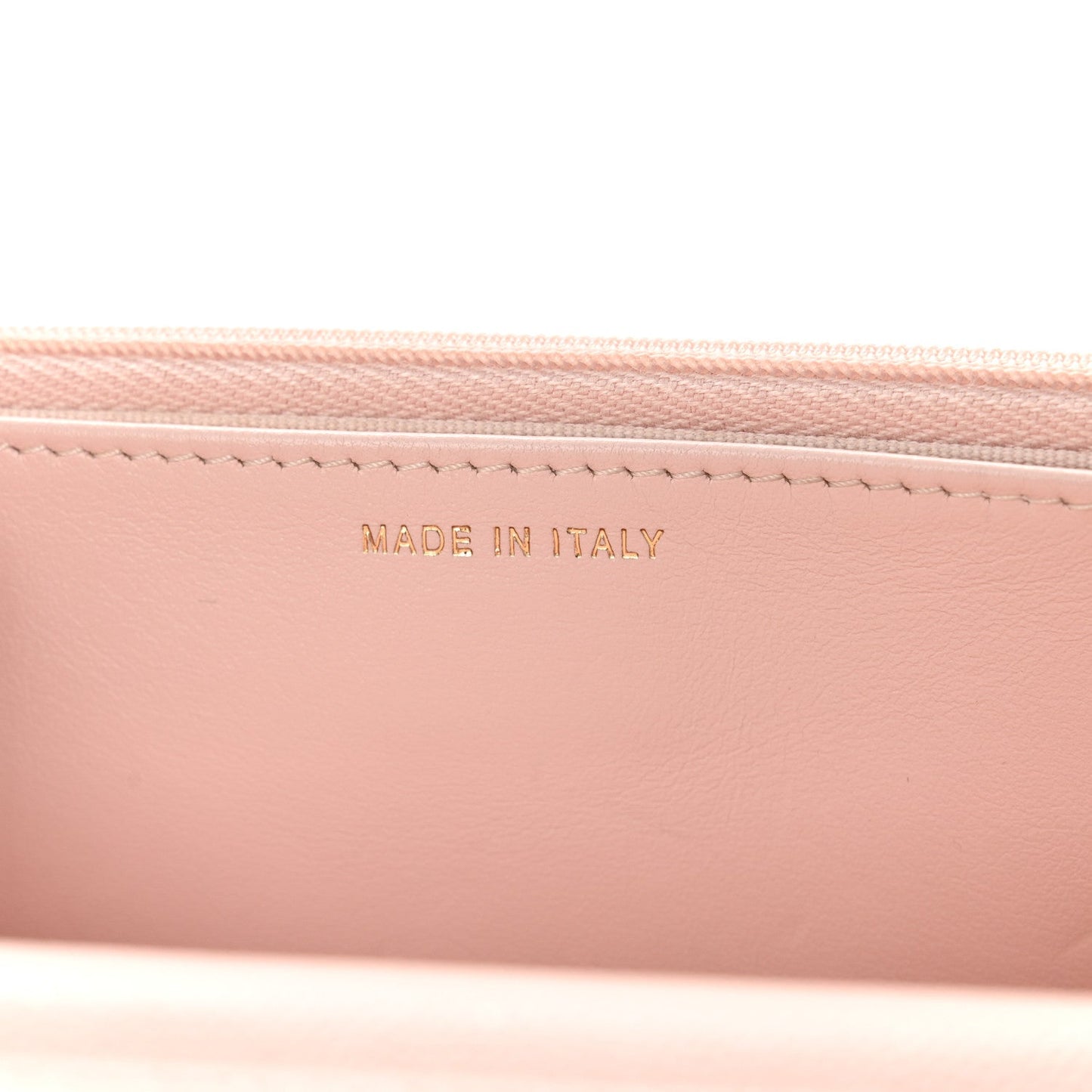 Caviar Quilted Crystal Enamel CC Wallet On Chain WOC Light Pink