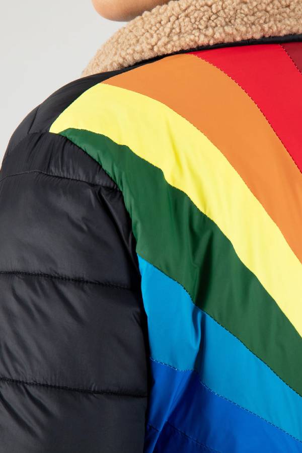 Chaqueta aislante de rayas retro Chasing Rainbows