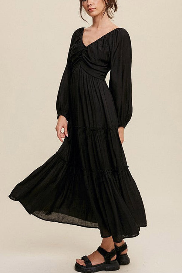 Vestido largo escalonado con volantes, escote en V y lazo