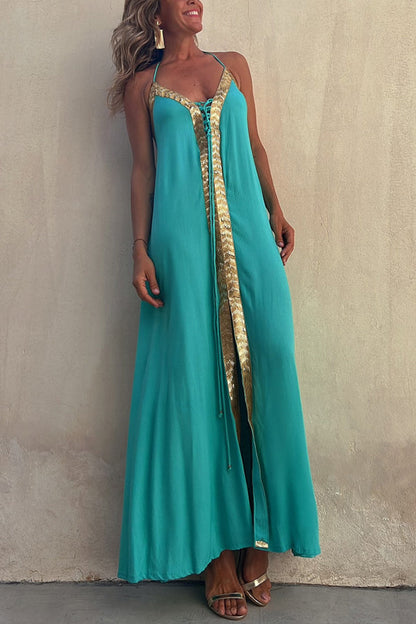 Vestido largo Del Mar con espalda elástica, cuello halter y ribete de lentejuelas y cordones