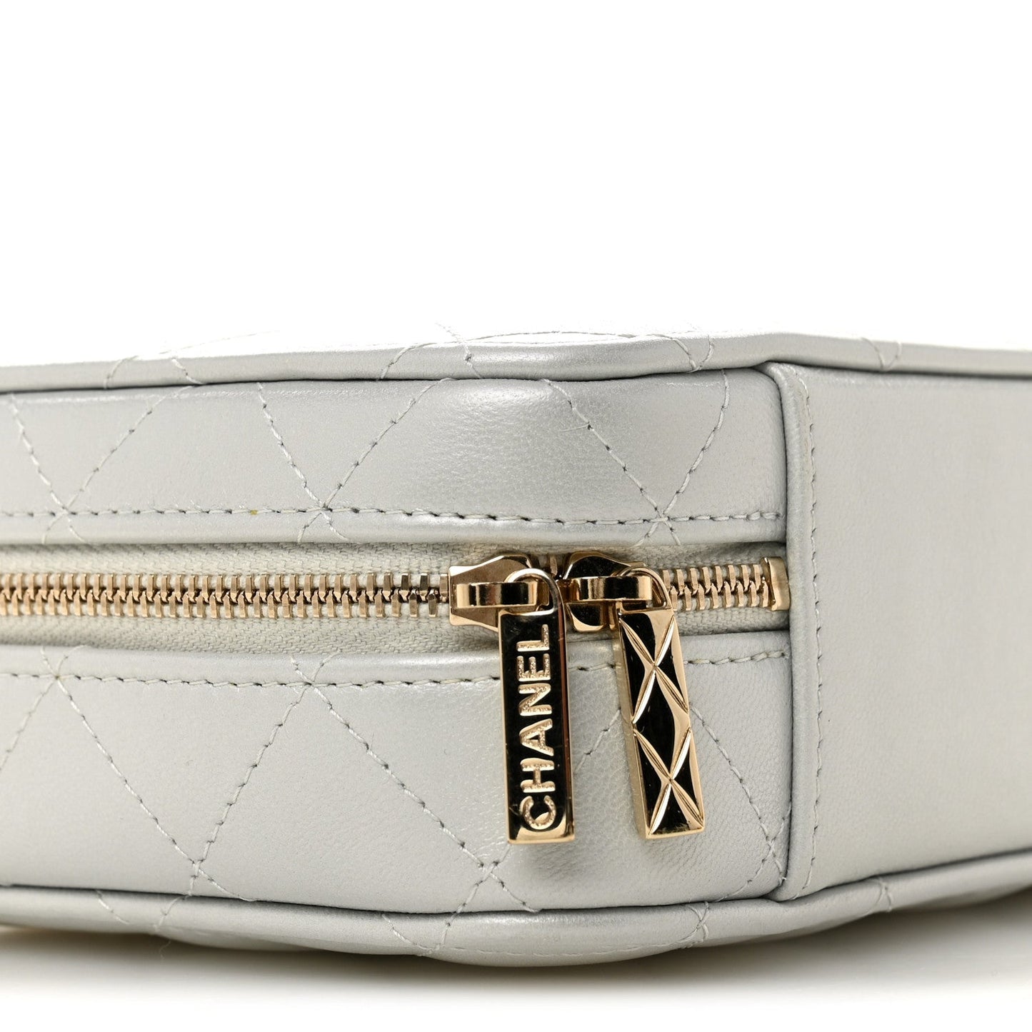 Metallic Lambskin Quilted Top Handle Vanity Case Silver