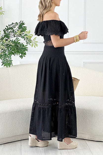 Vestido con volantes y hombros descubiertos de Nirvana
