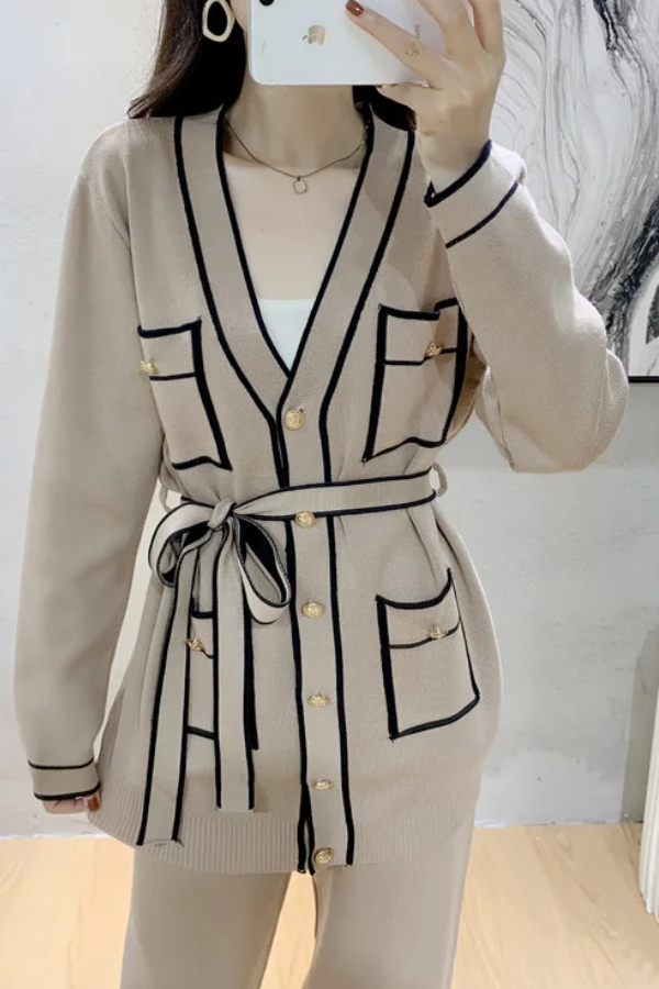 Elegante traje de suéter de dos piezas con contraste de colores
