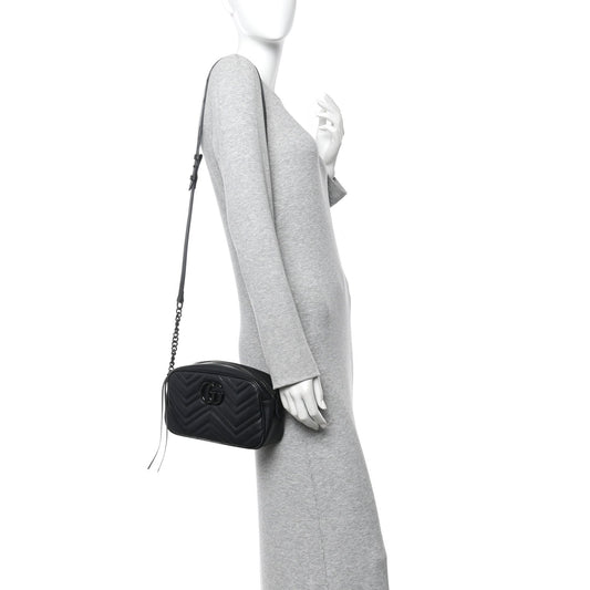 Calfskin Matelasse Monochrome Small GG Marmont Chain Shoulder Bag Black