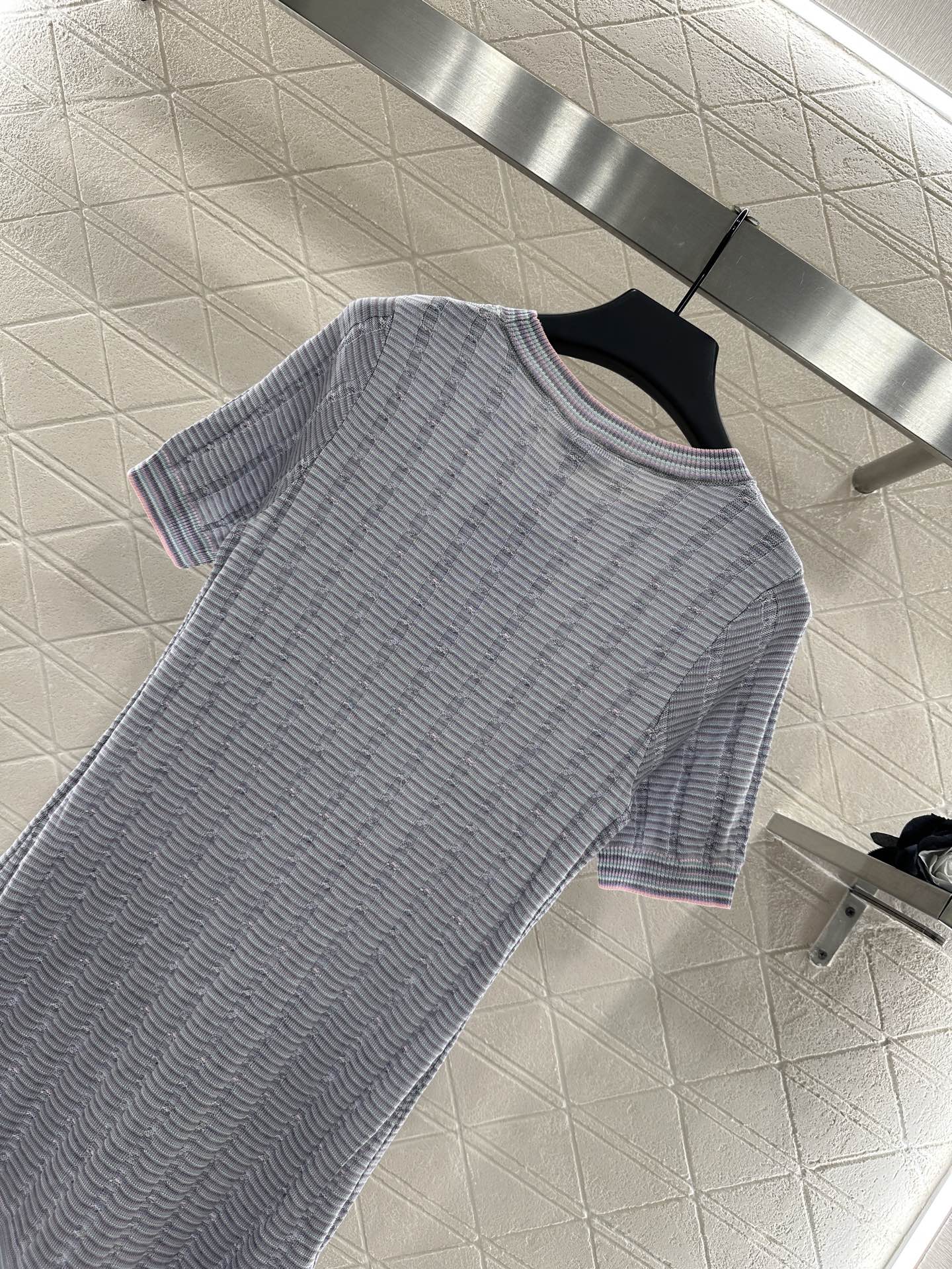 CHANEL KNIT CASHMERE SHORT SLEEVE DRESS STYLE 278