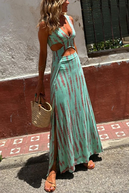 Vestido elástico con abertura y diseño recortado con estampado tie-dye Eleanor