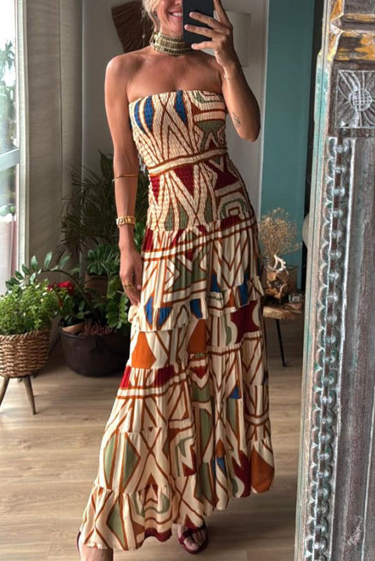 Vestido largo plisado con top de tubo y estampado único de estilo bohemio