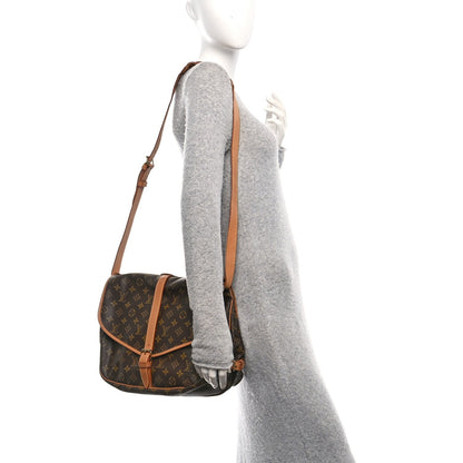 Monogram Saumur 35