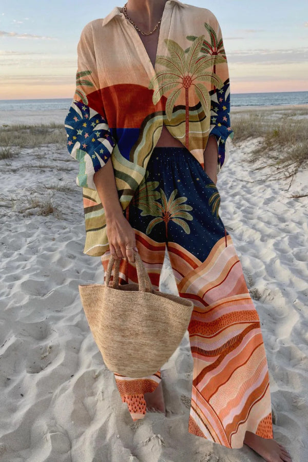 Conjunto relajado de dos piezas con estampado de palmeras al atardecer
