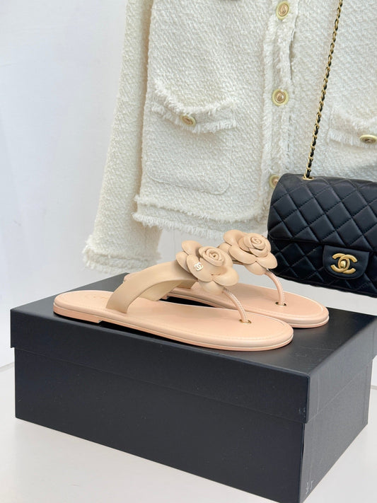 CC 26C Early Spring Camellia Slide Beige Calfskin