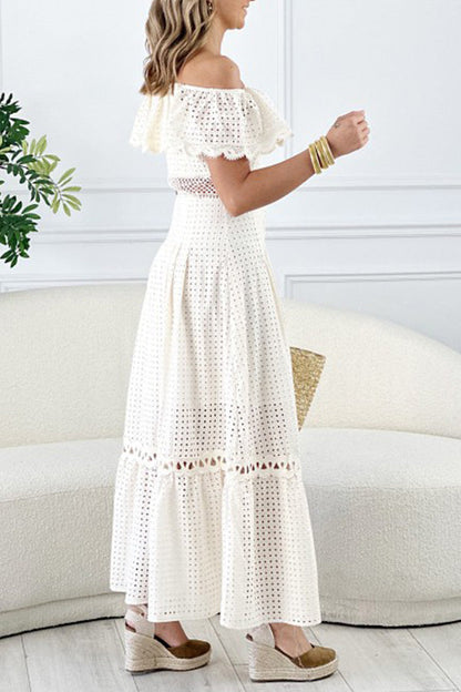 Vestido con volantes y hombros descubiertos de Nirvana
