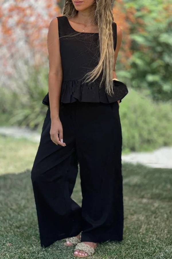 Conjunto de dos piezas de top sin mangas y pantalones anchos de algodón y lino en color liso