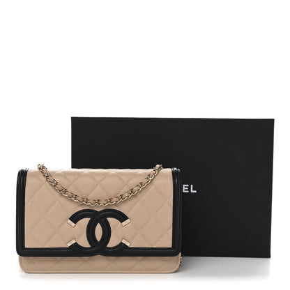 Caviar Quilted CC Filigree Wallet On Chain WOC Beige Black