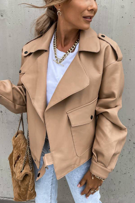 Chaqueta corta de cuero estilo británico con bolsillo de solapa