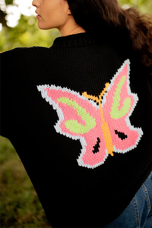 SUÉTER DE PUNTO SUELTO CON MARIPOSAS NEÓN Y VIBES Y2K