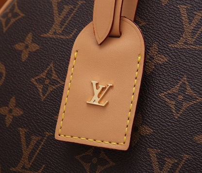 Handbags Louis Vuitton LV Boite Chapeau Souple MM
