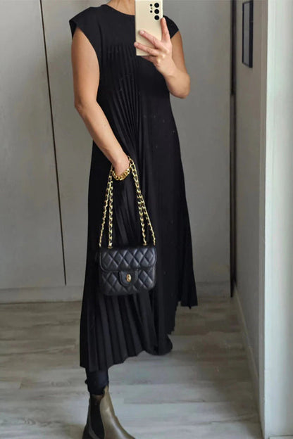 Vestido plisado sencillo sin mangas de color sólido