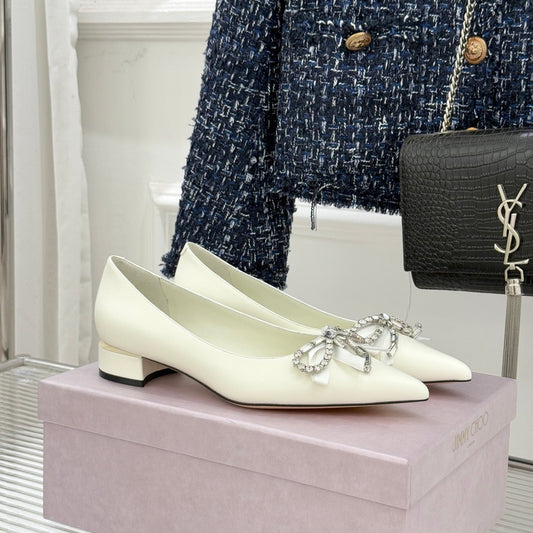 Jimmy Choo 26WF Pointed Toe Rhinestone Bow Chunky Heel White  Sheepskin 573542