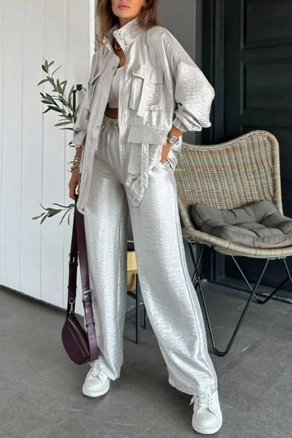 Pantalones anchos con bolsillos y cintura elástica de tejido metalizado Easy on Me